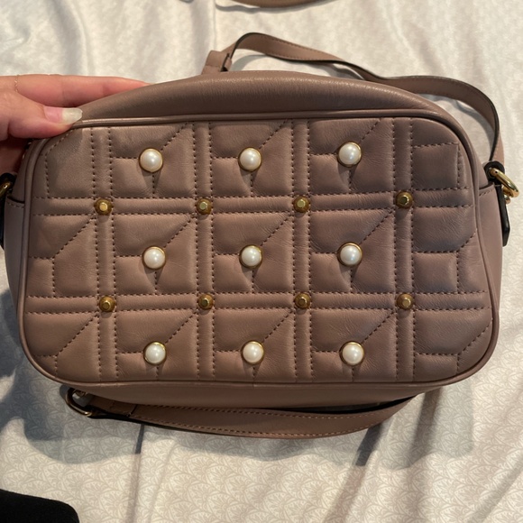 COPY - Gucci Marmont Pearl Camera Bag - Picture 3 of 6